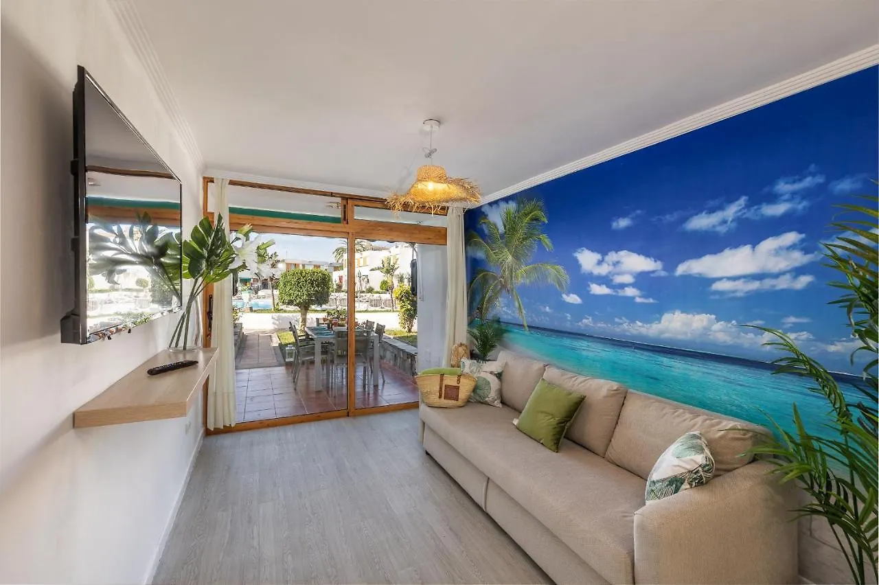 The Sea Breeze Pool Free Parking Next To Sea Apartment San Bartolome de Tirajana