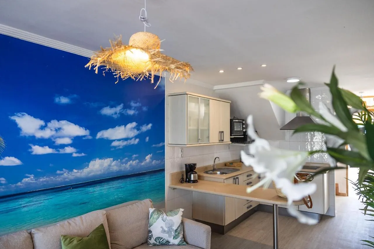The Sea Breeze Pool Free Parking Next To Sea Apartment San Bartolome de Tirajana